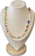 Kette mit österreichischen Glasperlen und natürliche Perlen